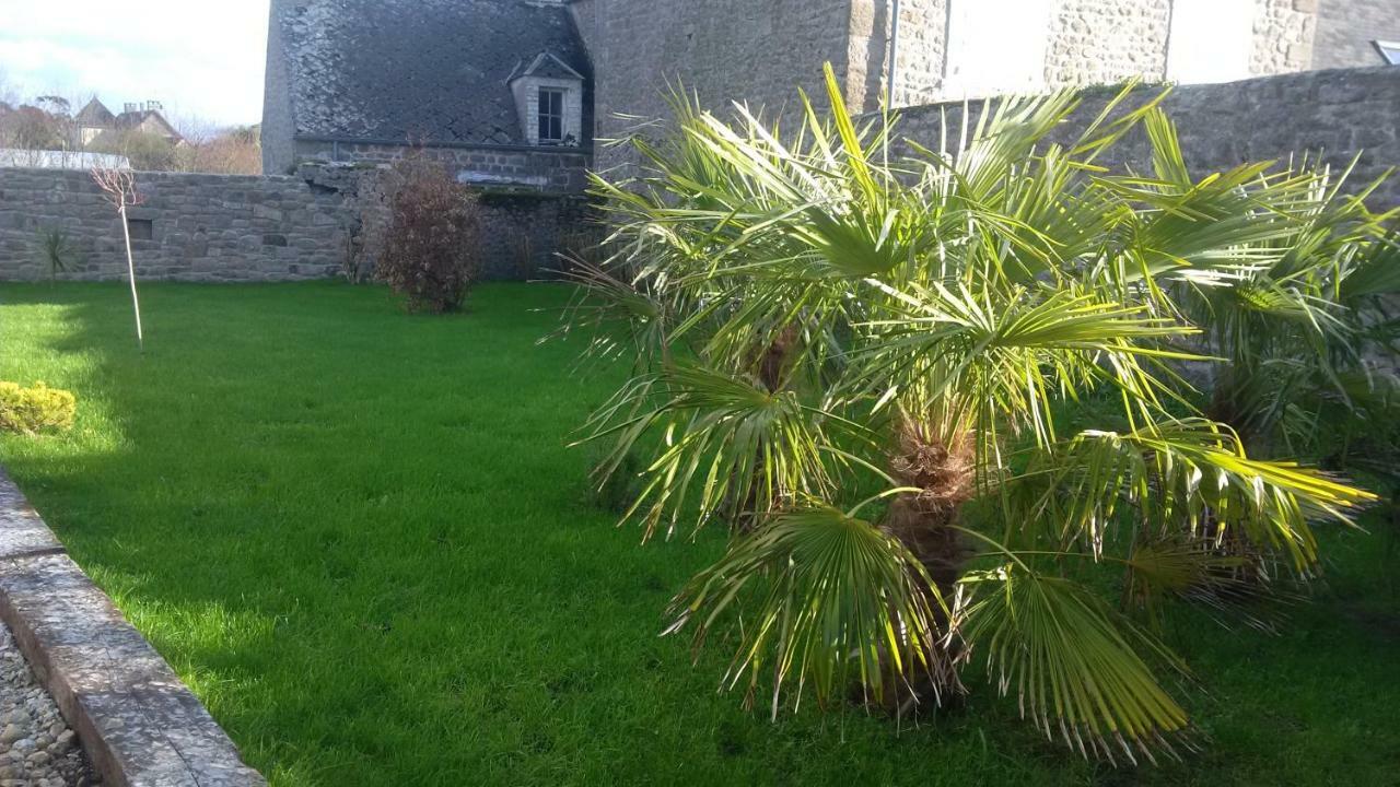 Le Gite De Sandrine Reville Bagian luar foto